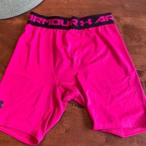 Under Armour men’s compression shorts med